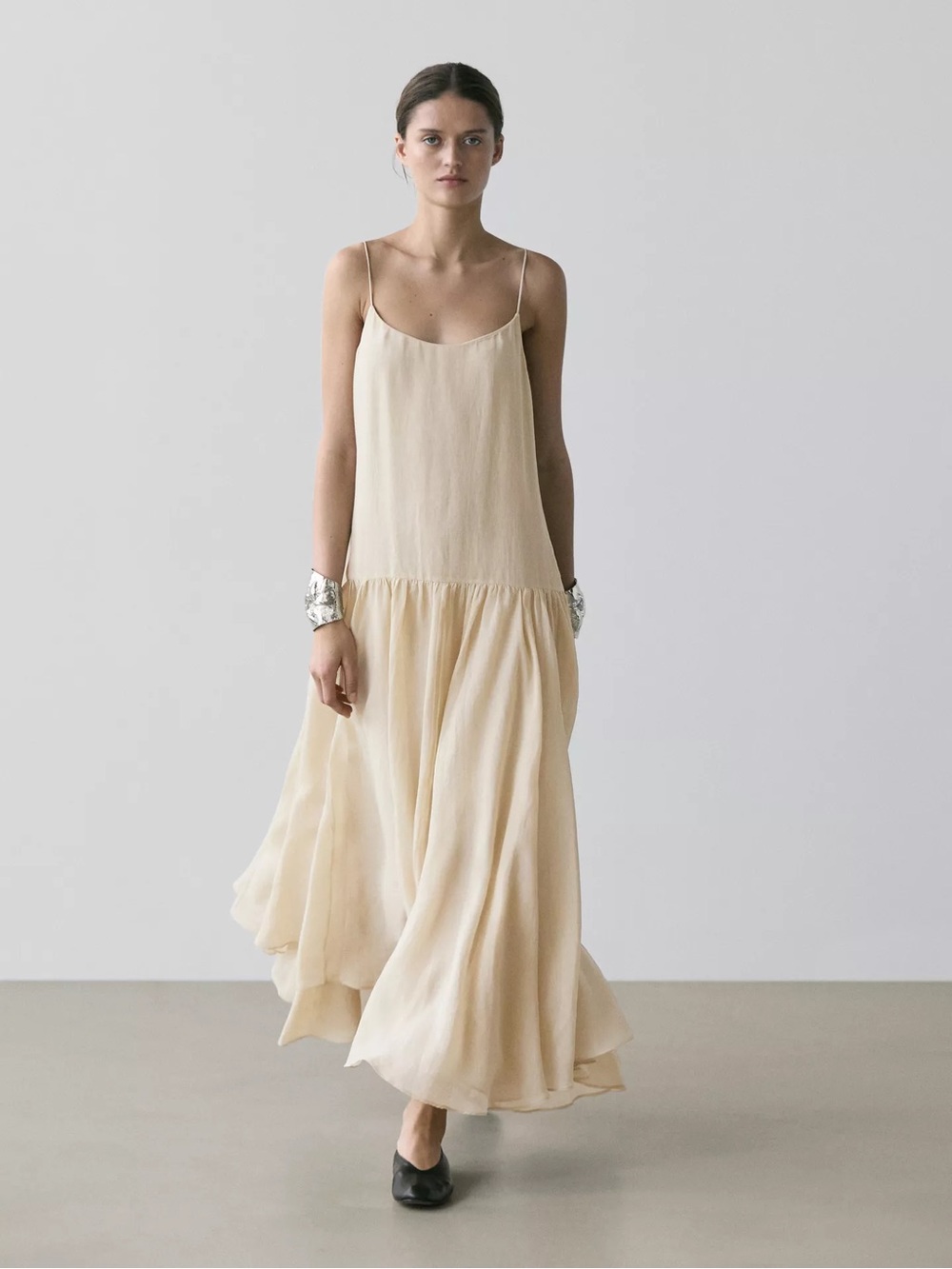 Massimo Dutti Elegant Cream Spaghetti-Strap Maxi Dress